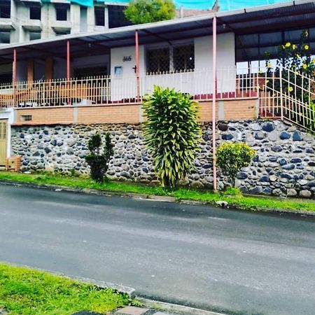 Hostal Spa Casa De Piedra Con Jacuzzi 산타 로사 데 카발 외부 사진