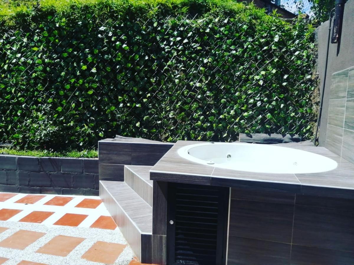 Hostal Spa Casa De Piedra Con Jacuzzi 산타 로사 데 카발 외부 사진